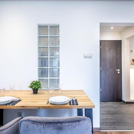 Cozy Quiet Apartment With A Balcony Budapest Exteriör bild